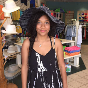 Meet your Posher, Kyla